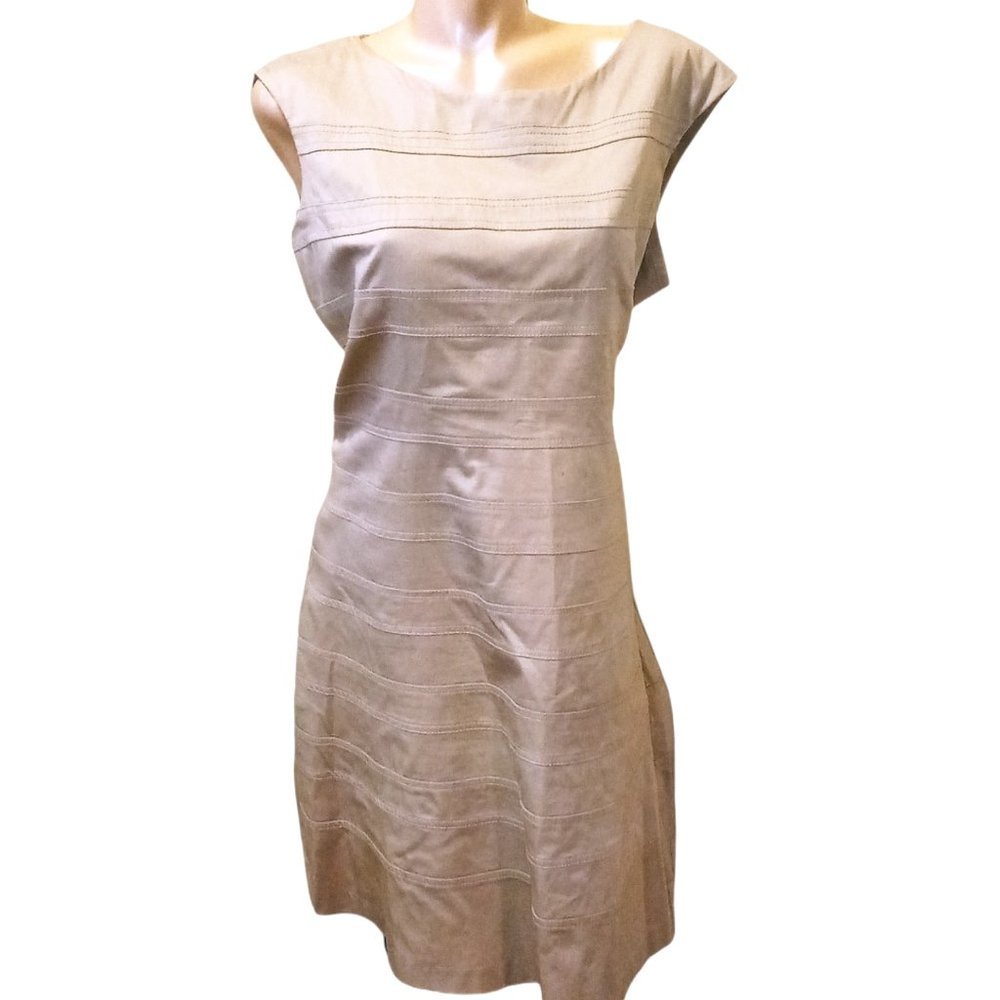 NEW DIRECTIONS KHAKI RIBBED DRESS SIZE 18